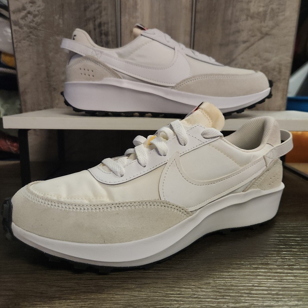 Nike Womens Waffle Debut White Grey Shoes Sneakers Size 10 DH9523-100 NEW No Box